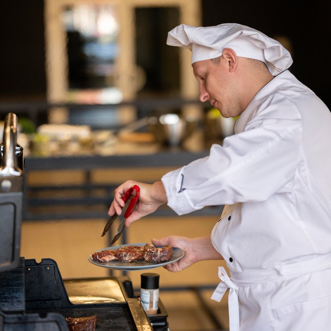 Tomasz Radwański — Kucharz